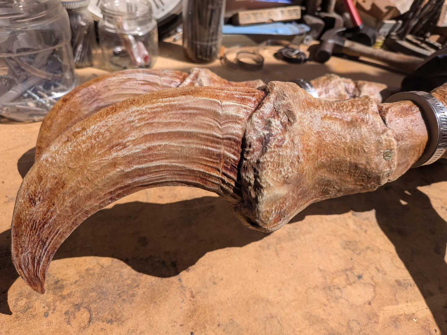 Deathclaw Gauntlet - 2 Claw - Life-Size Cosplay Prop