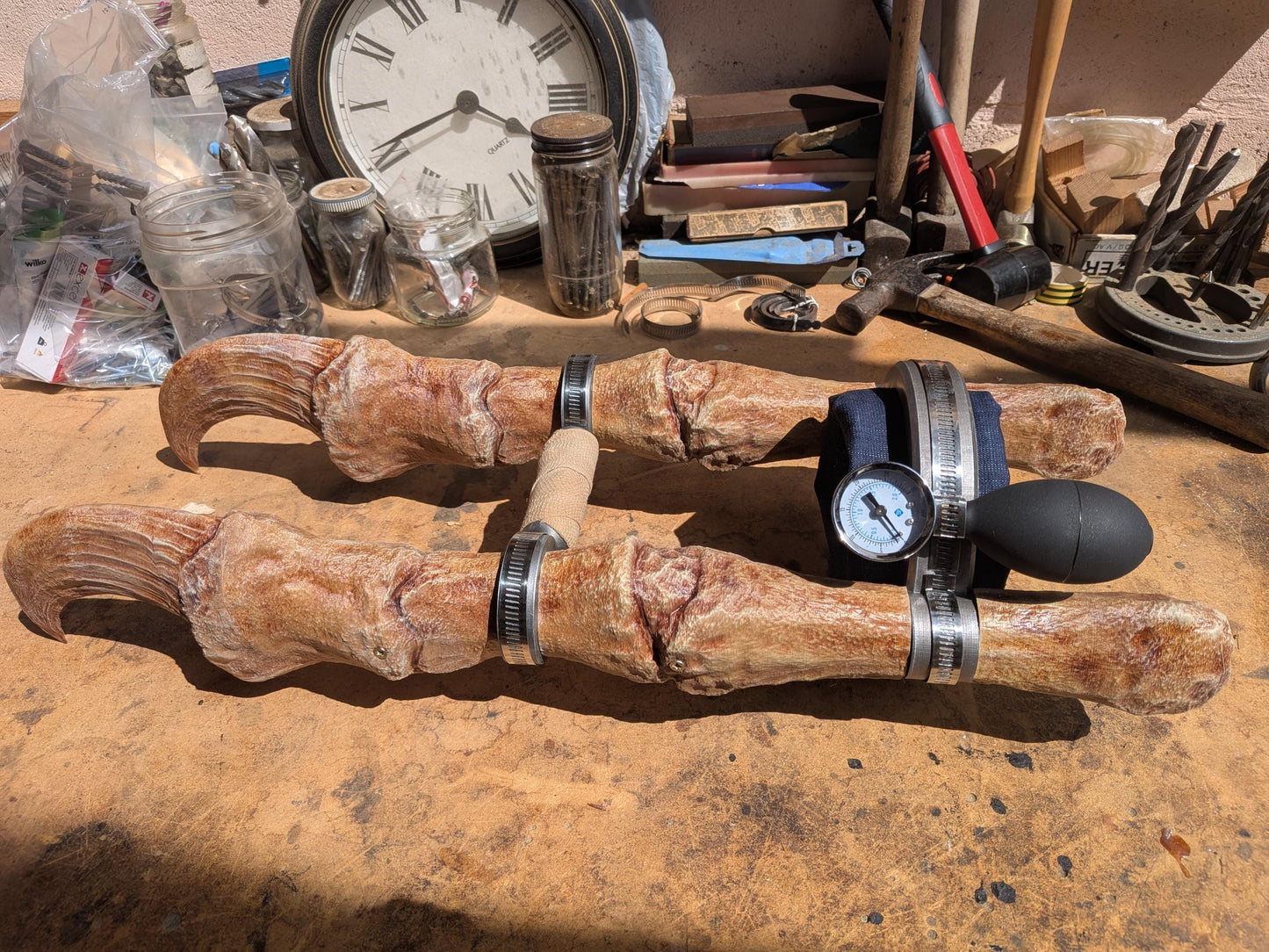 Deathclaw Gauntlet - 2 Claw - Life-Size Cosplay Prop