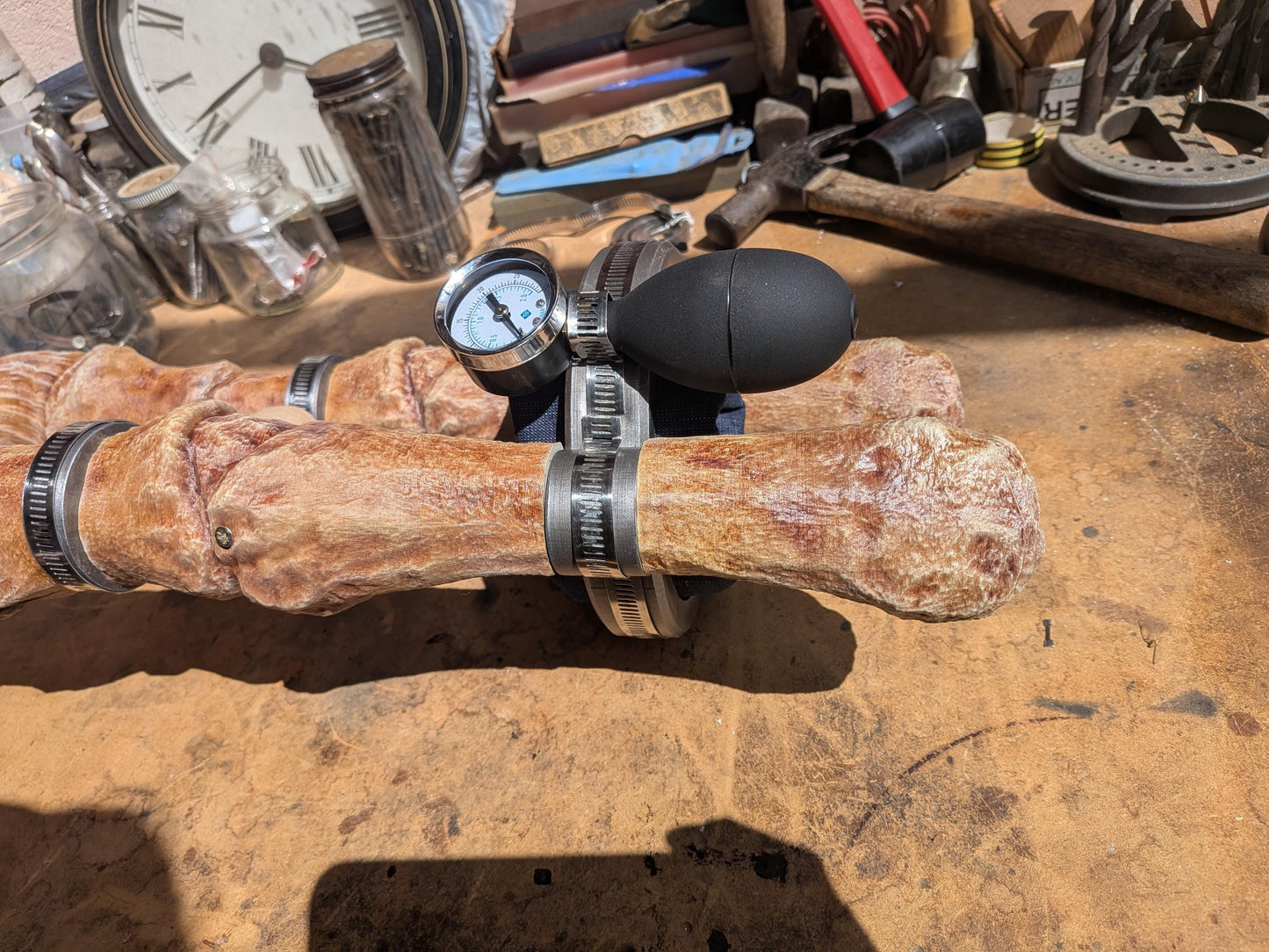 Deathclaw Gauntlet - 2 Claw - Life-Size Cosplay Prop